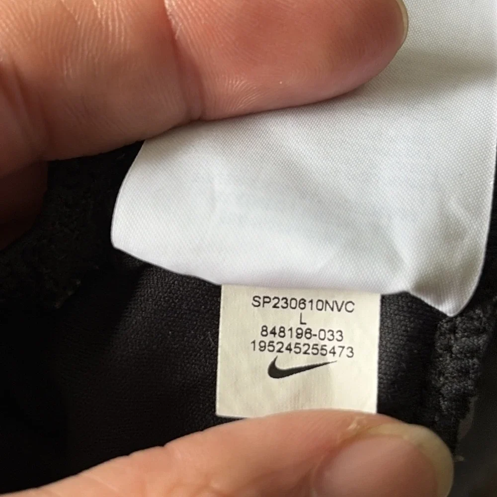 Nike Girl's Large Tempo Dri-Fit Running Shorts, Black/Heather Grey, 848196-033